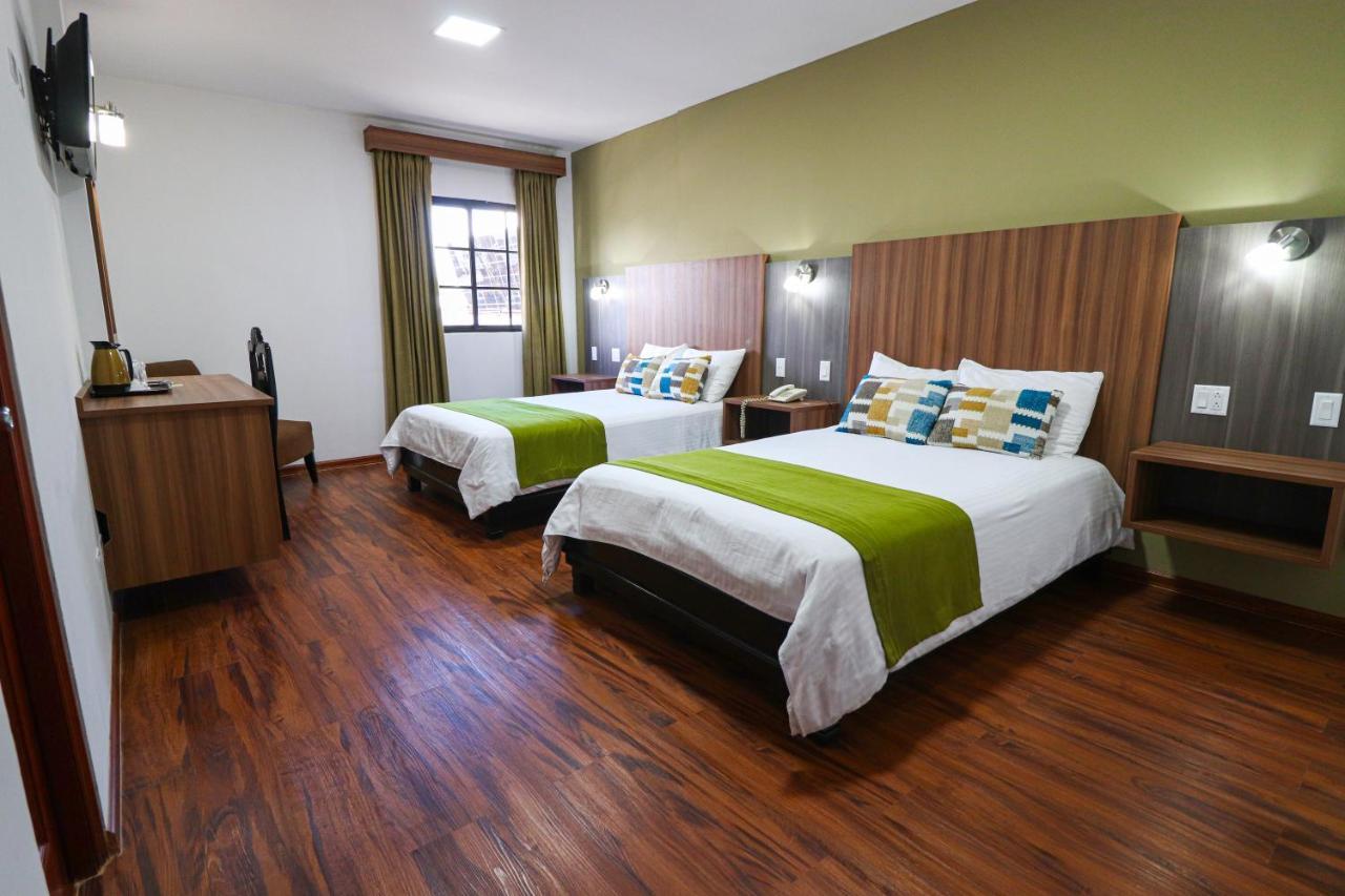 Hotel Puerta Del Sol เดวิด ภายนอก รูปภาพ