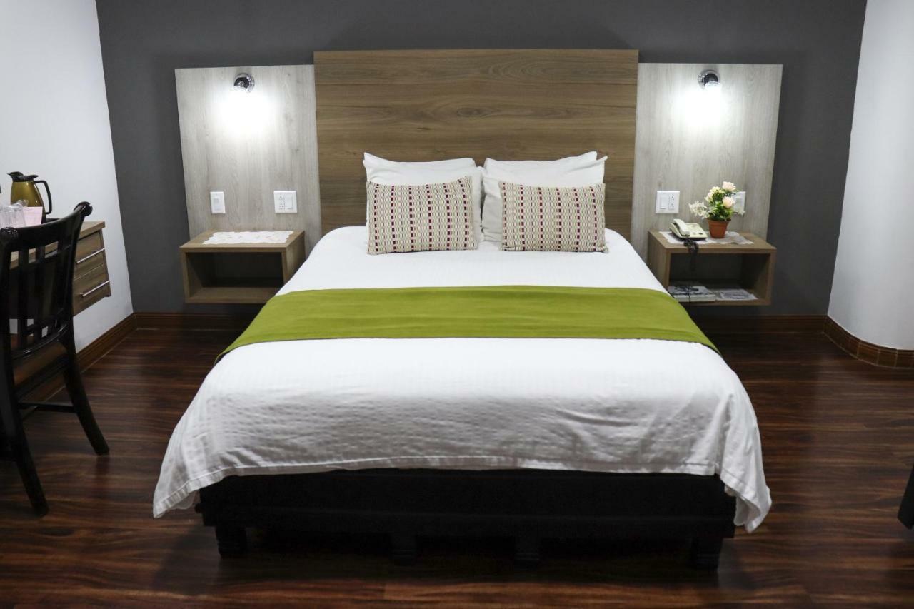 Hotel Puerta Del Sol เดวิด ภายนอก รูปภาพ